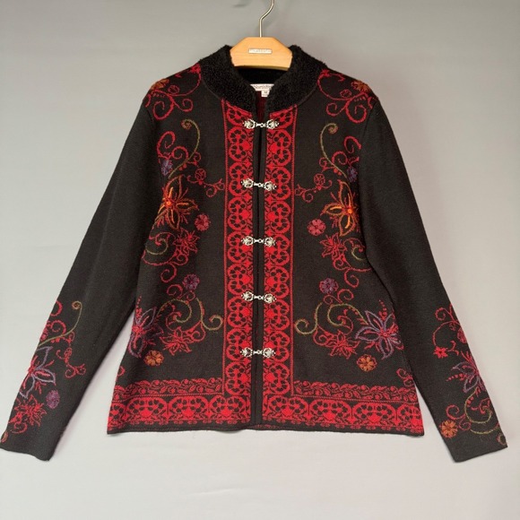 NorthStyle Sweaters - NorthStyle Alpaca Blend Cardigan Sweater Black Red Floral Embroidered Clasp M‎